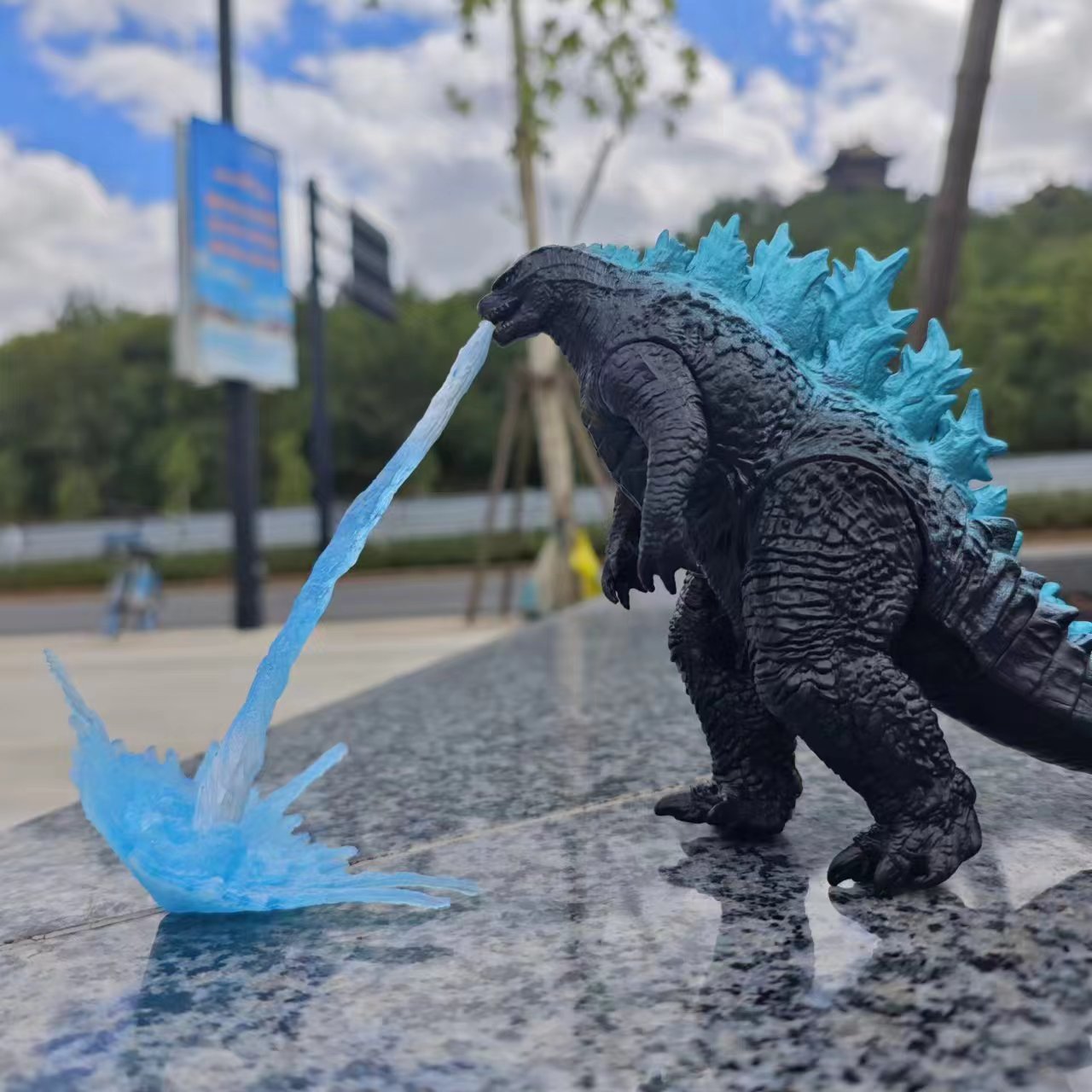New Godzilla Breath Action Fig - Renewable Energy Kids recension och pris