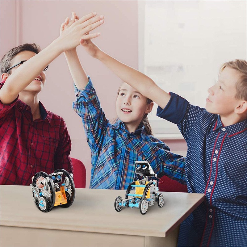 13-in-1 Solar Powered Robot Ki - Renewable Energy Kits recension och pris