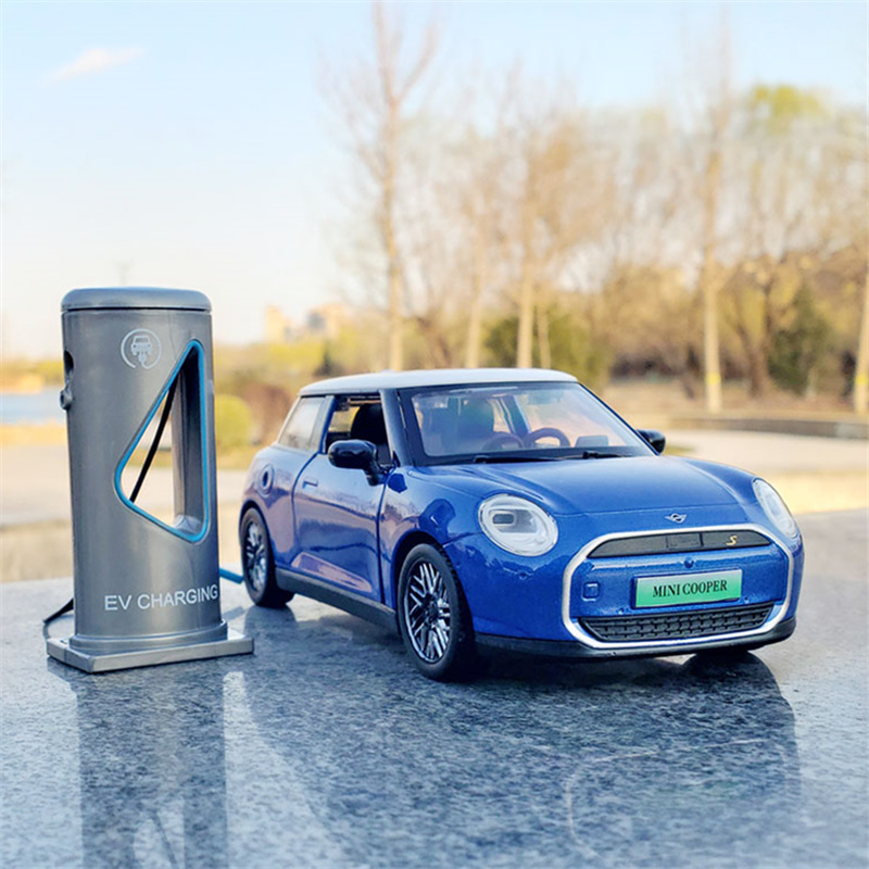 1/28 Mini Cooper Alloy Car Mod - Renewable Energy Kids recension och pris